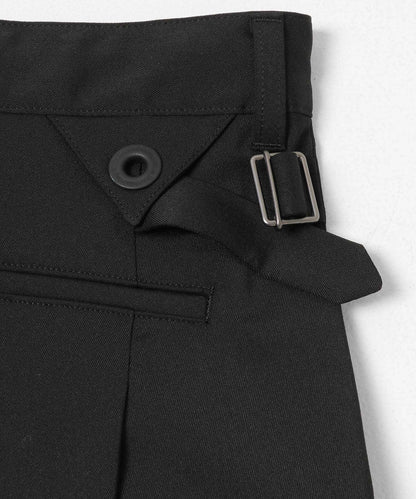White Mountaineering 8 TUCK WIDE SHORT PANTS