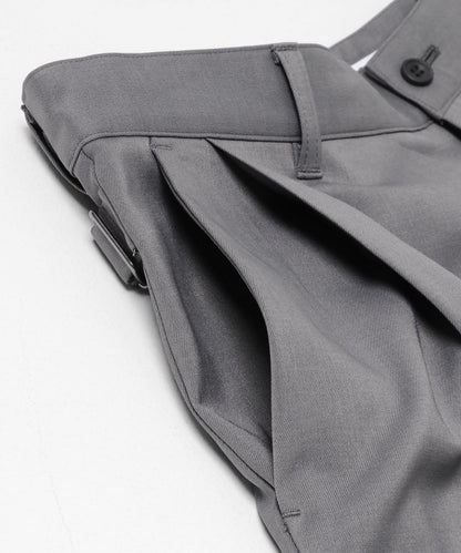 White Mountaineering 8 TUCK WIDE SHORT PANTS