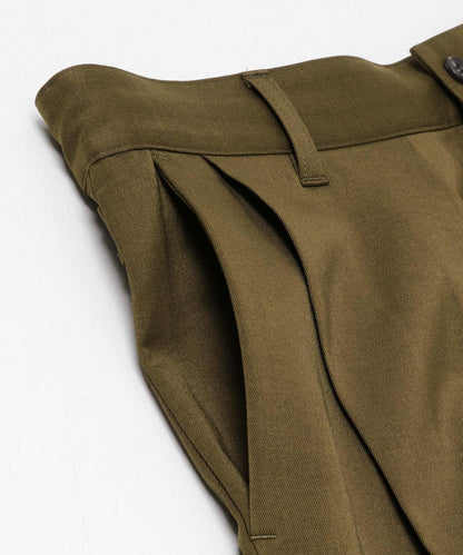 White Mountaineering 8 TUCK WIDE SHORT PANTS