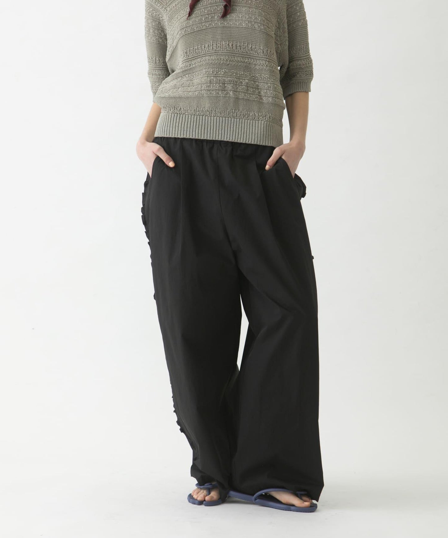 side frill 褲子