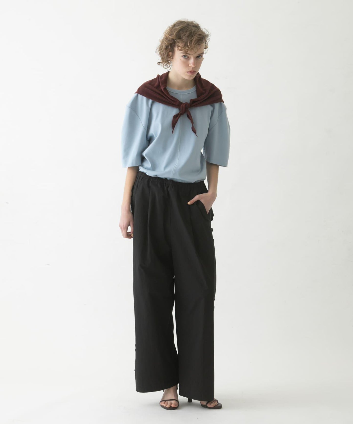 side frill 褲子
