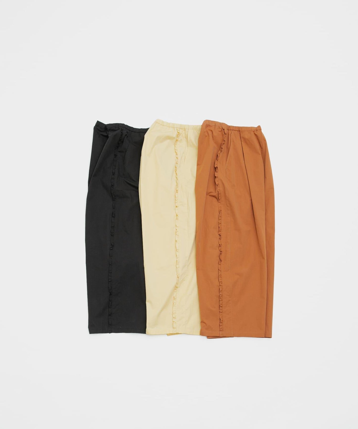 side frill 褲子