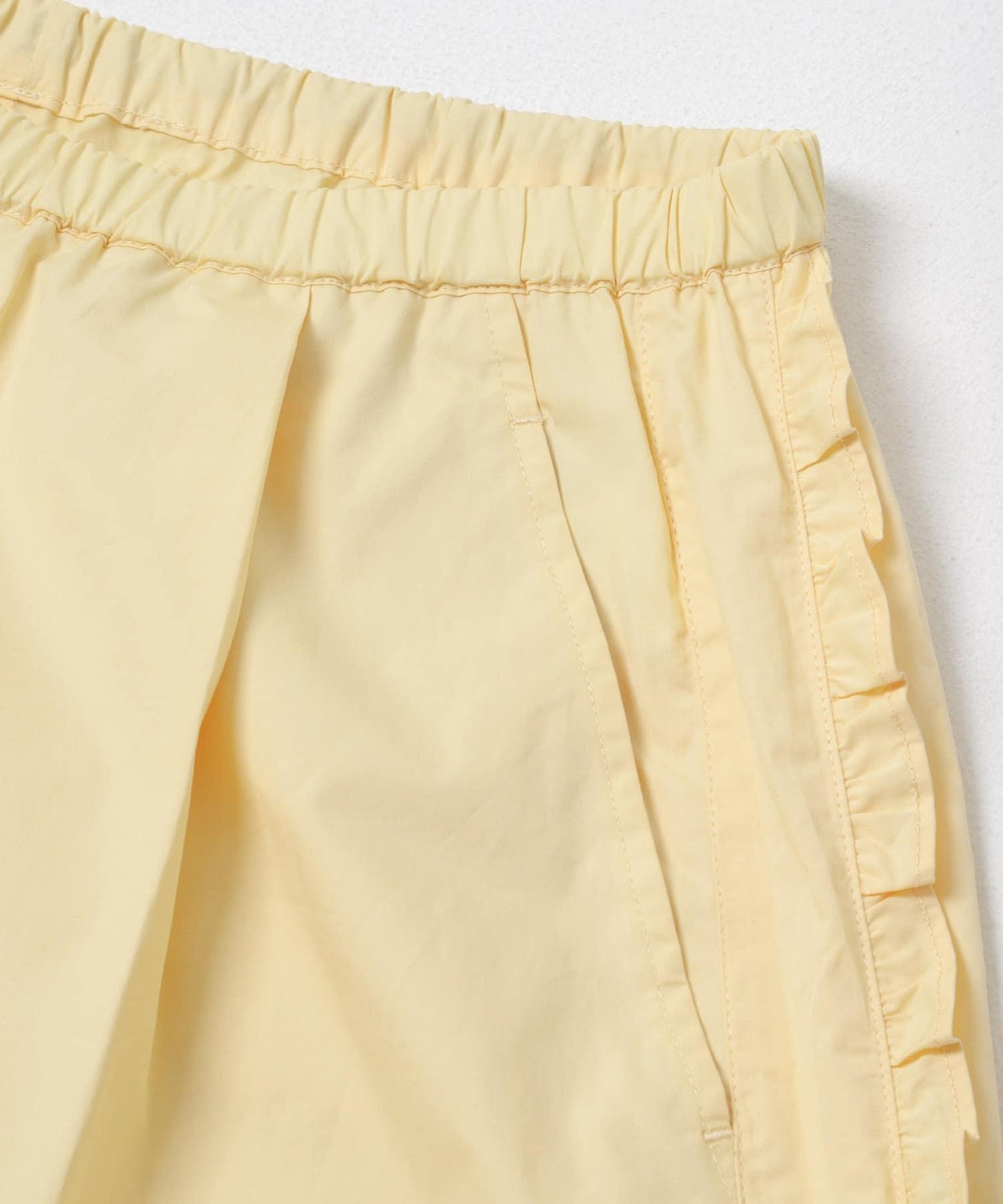 side frill 褲子