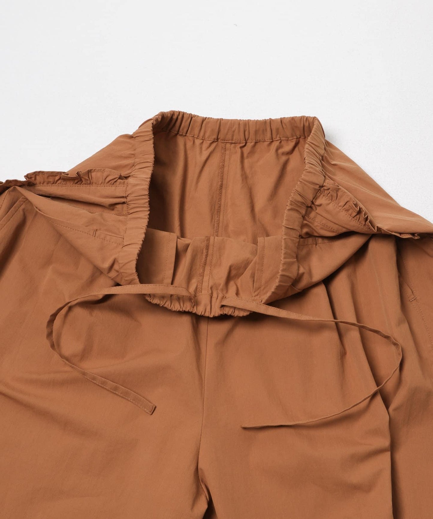 side frill 褲子