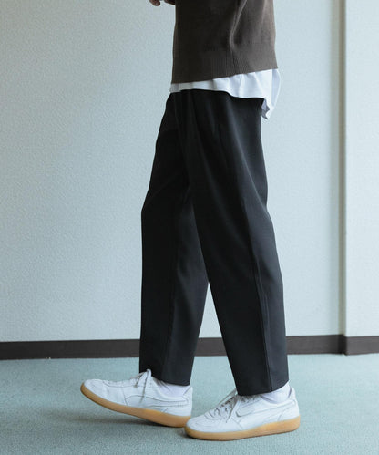 速幹 乾爽觸感 雙褶 錐形 褲子
