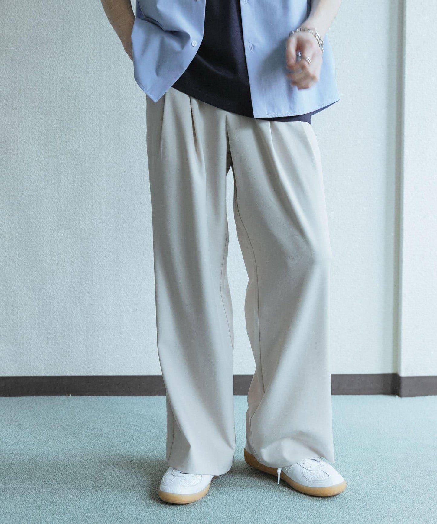 速幹 闊腿 雙褶 乾爽觸感 褲子
