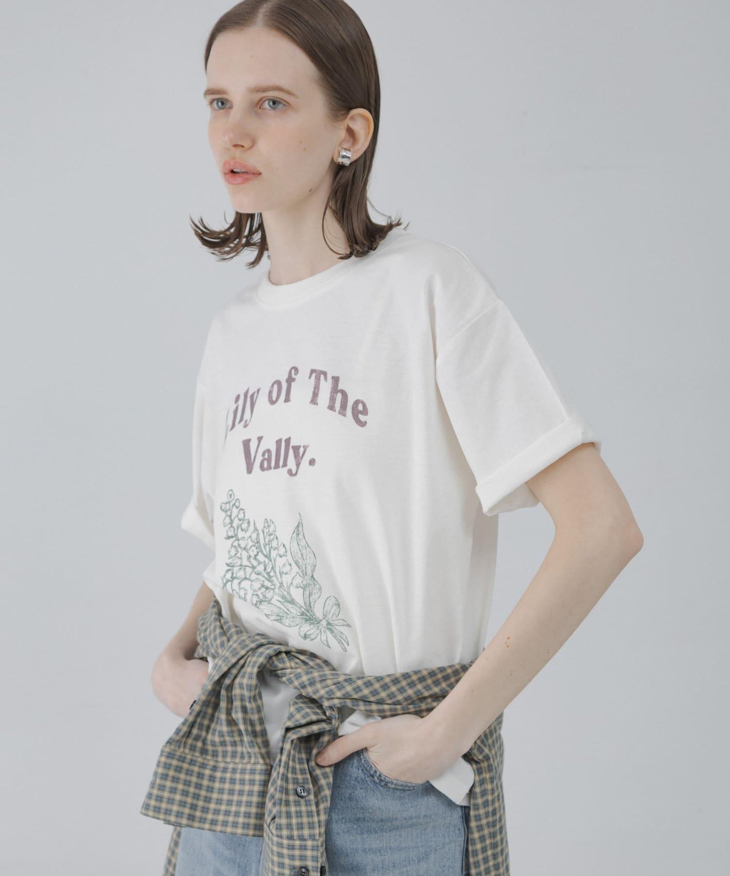 LILY OF THE VALLEY 英文印花 T恤