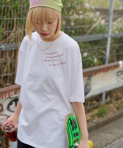 雙尺碼款 JOURNEY EMBROIDERY TEE