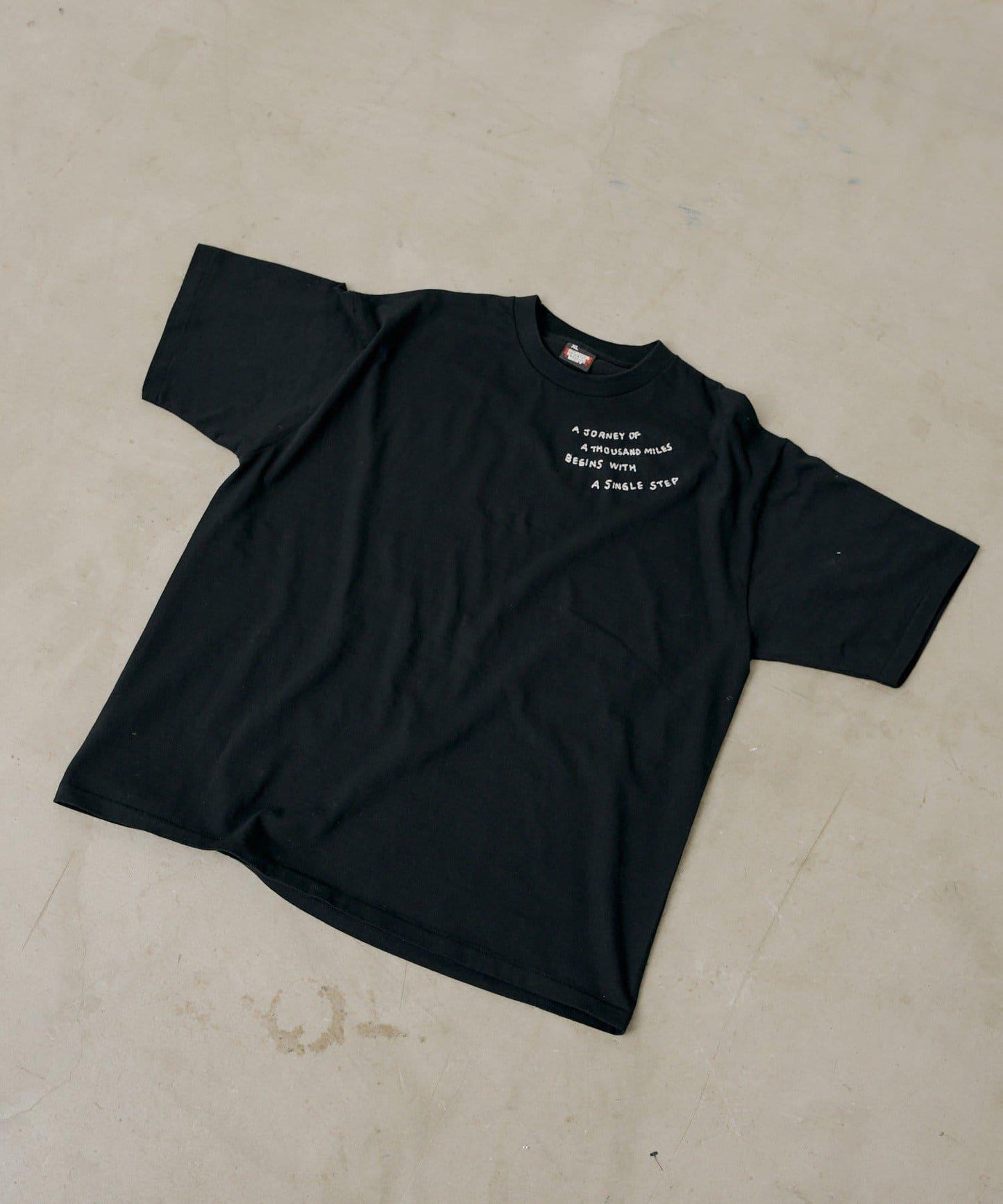 雙尺碼款 JOURNEY EMBROIDERY TEE