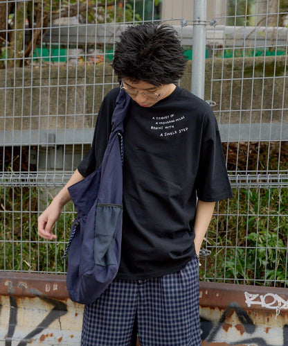 雙尺碼款 JOURNEY EMBROIDERY TEE