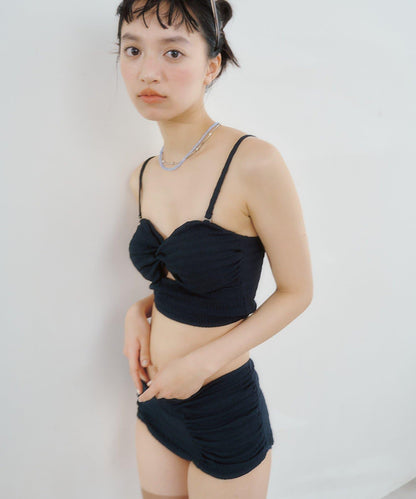扭結設計泳裝 網絡