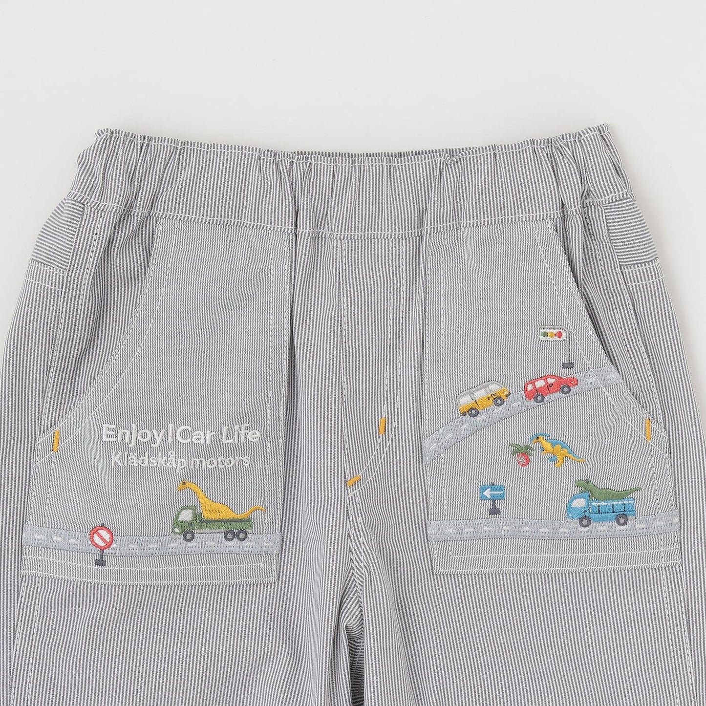 交通工具刺繡 五分丈短褲