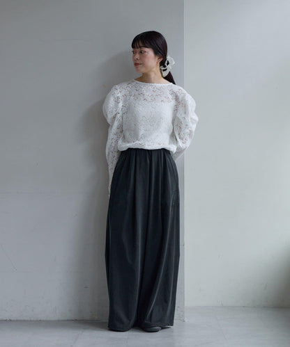 SHENERY Pasterip 泡泡袖蕾絲上衣