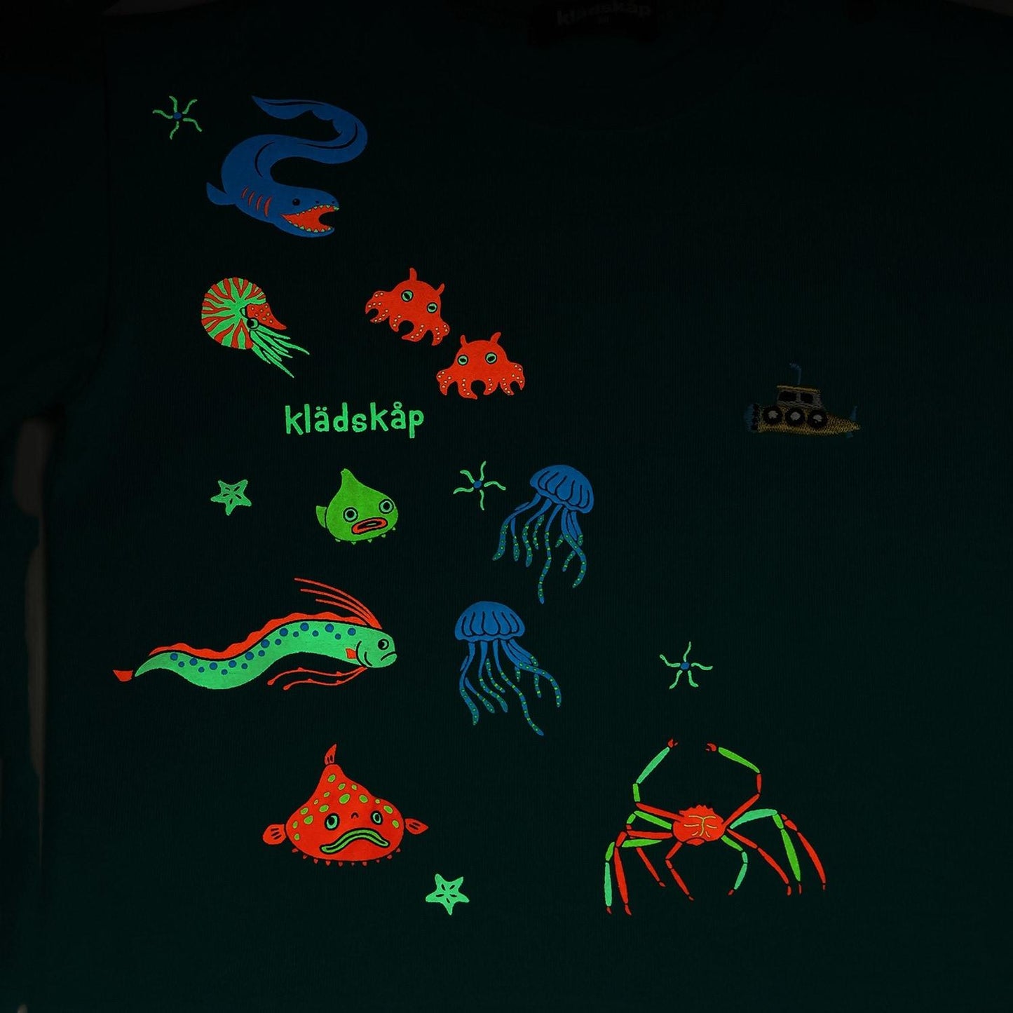 蓄光深海魚刺繡短袖T恤