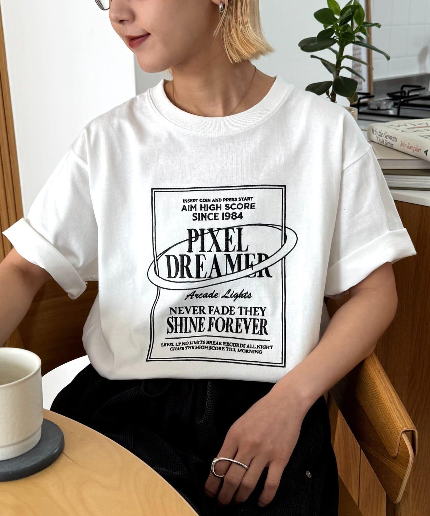 UNISEX 大碼可選 全刺繡方形Logo T恤
