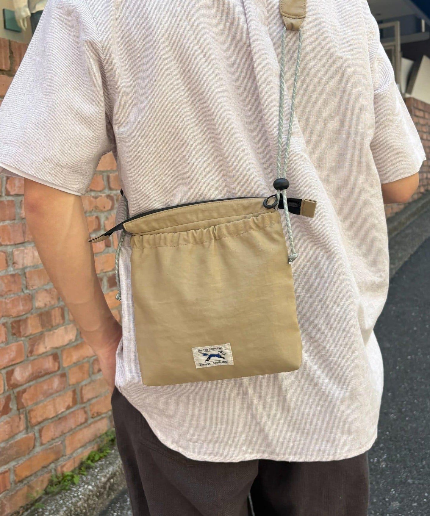 UNISEX FOX專屬款 方形尼龍斜挎包