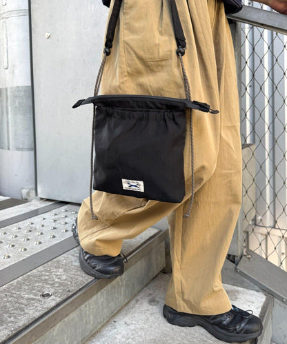 UNISEX FOX專屬款 方形尼龍斜挎包