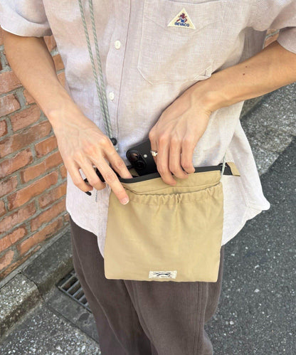UNISEX FOX專屬款 方形尼龍斜挎包