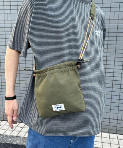 UNISEX FOX專屬款 方形尼龍斜挎包