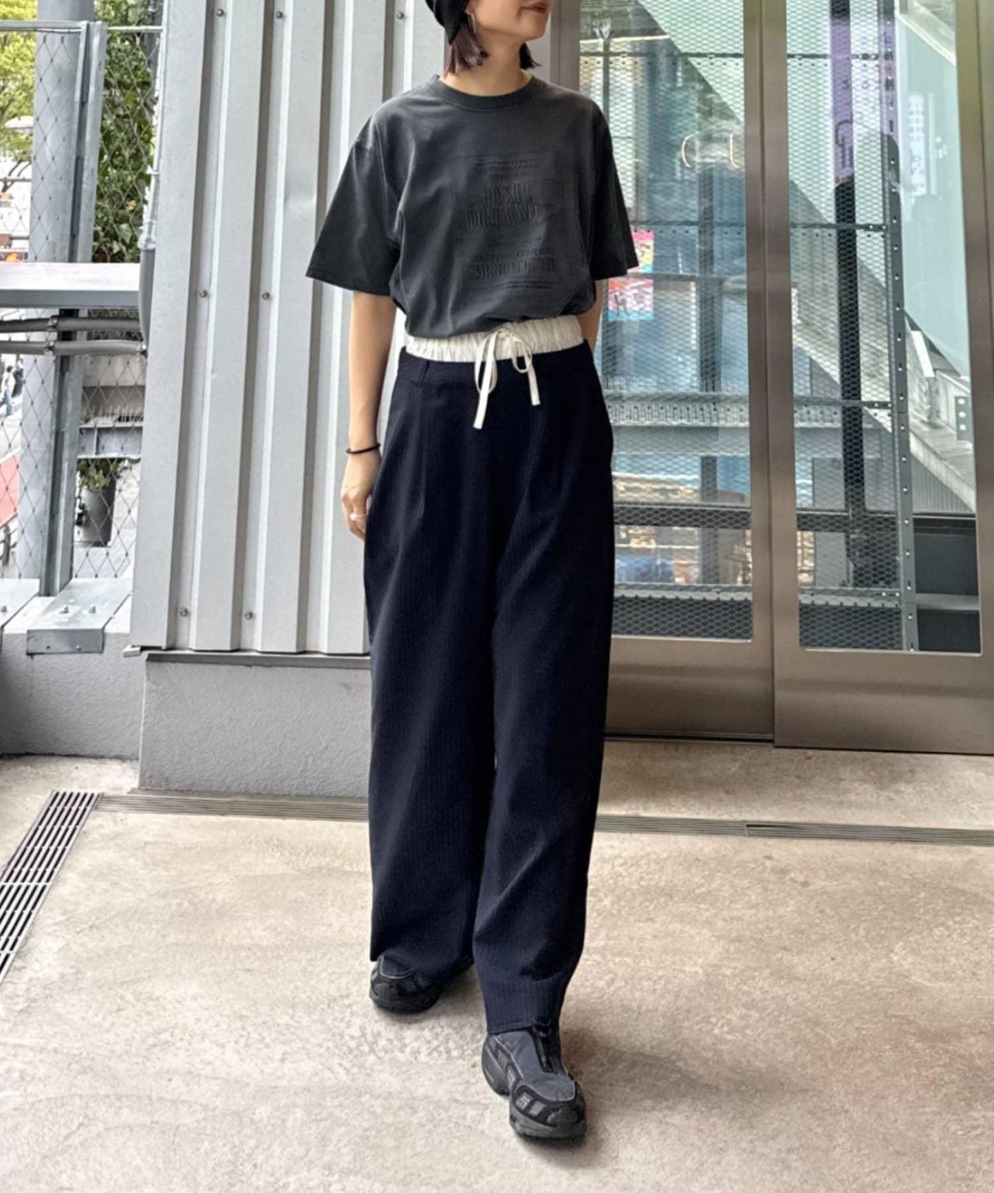 UNISEX 大碼可選 全刺繡方形Logo T恤