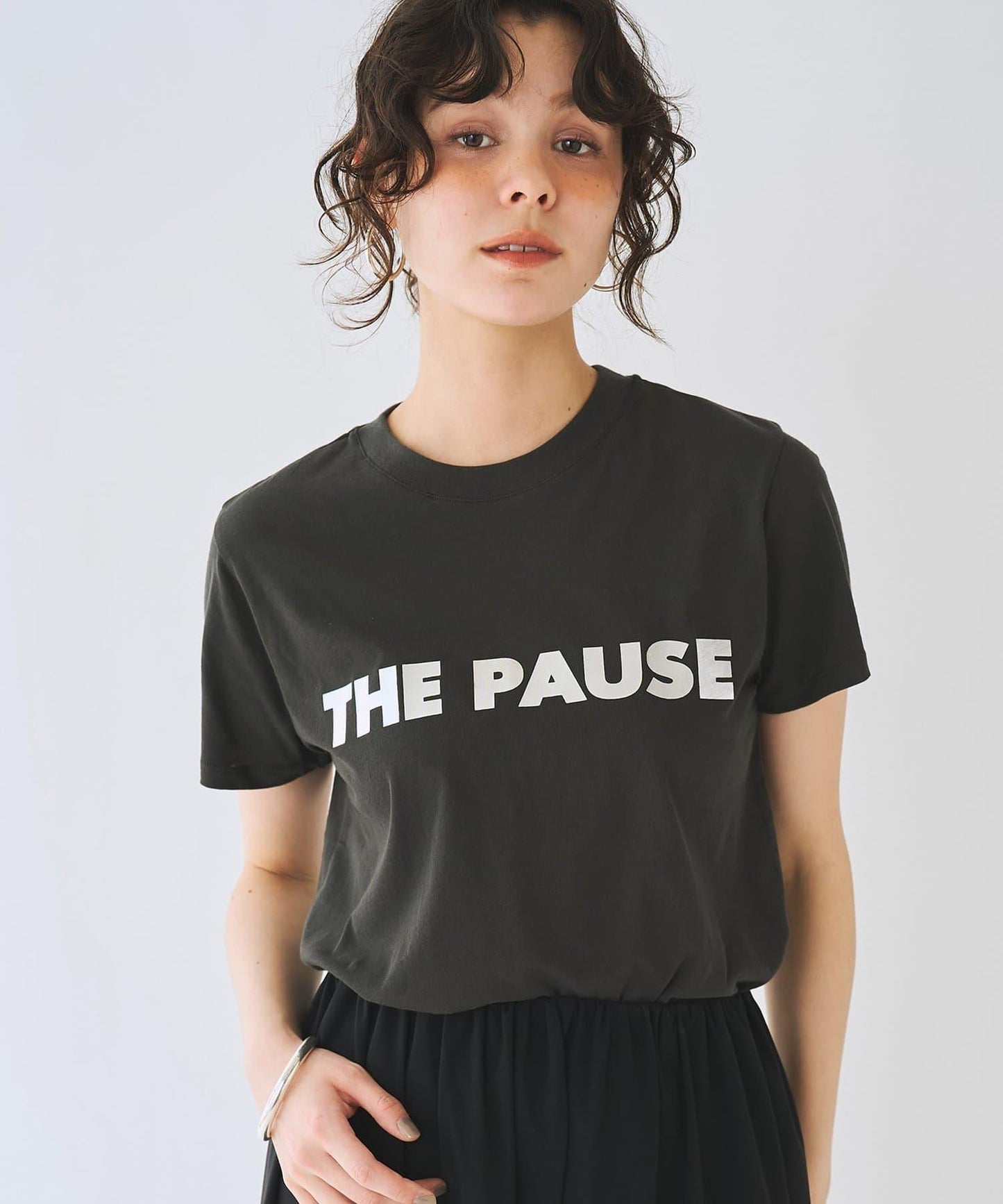金屬感設計 THE PAUSE T恤