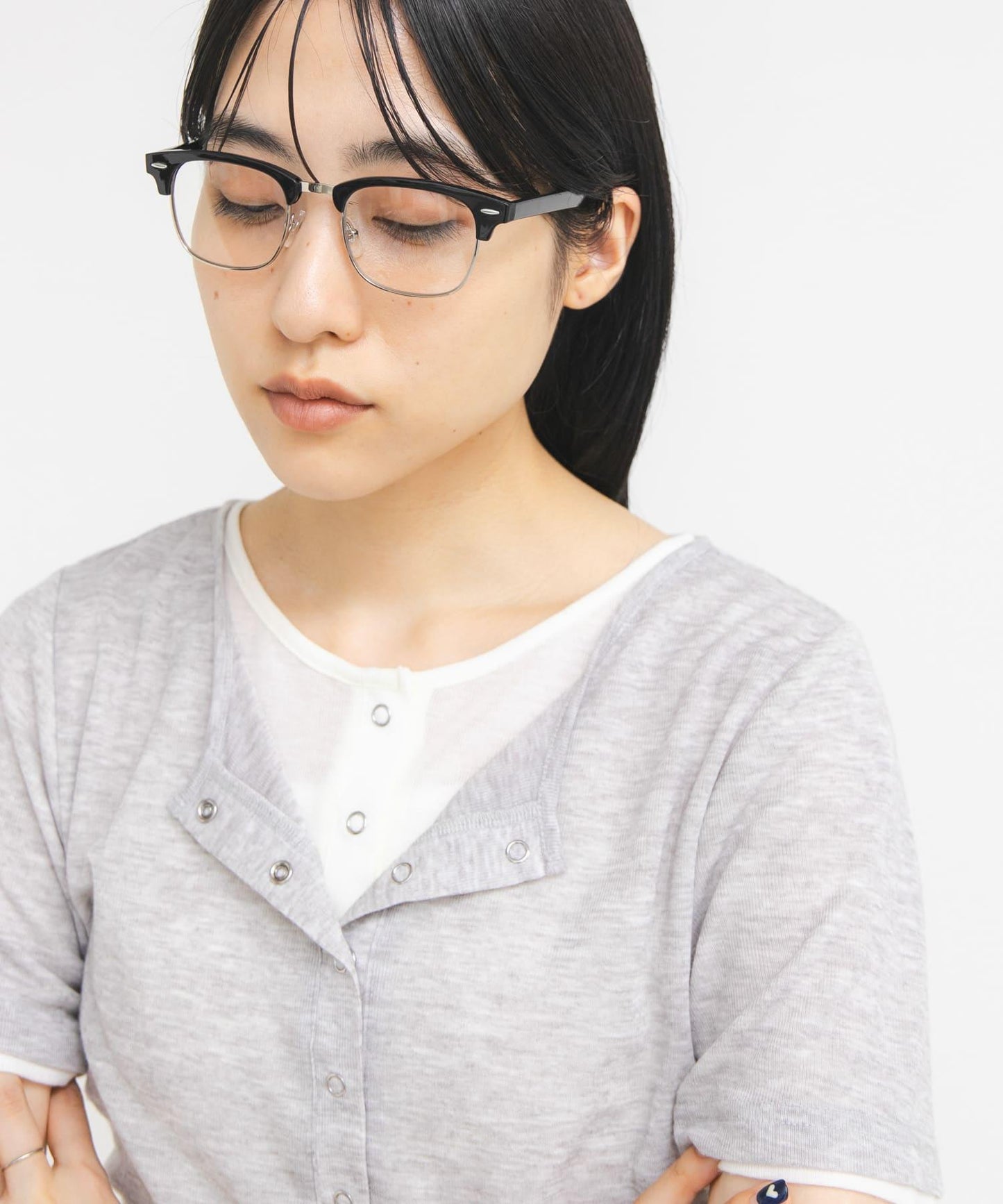 眉框眼鏡