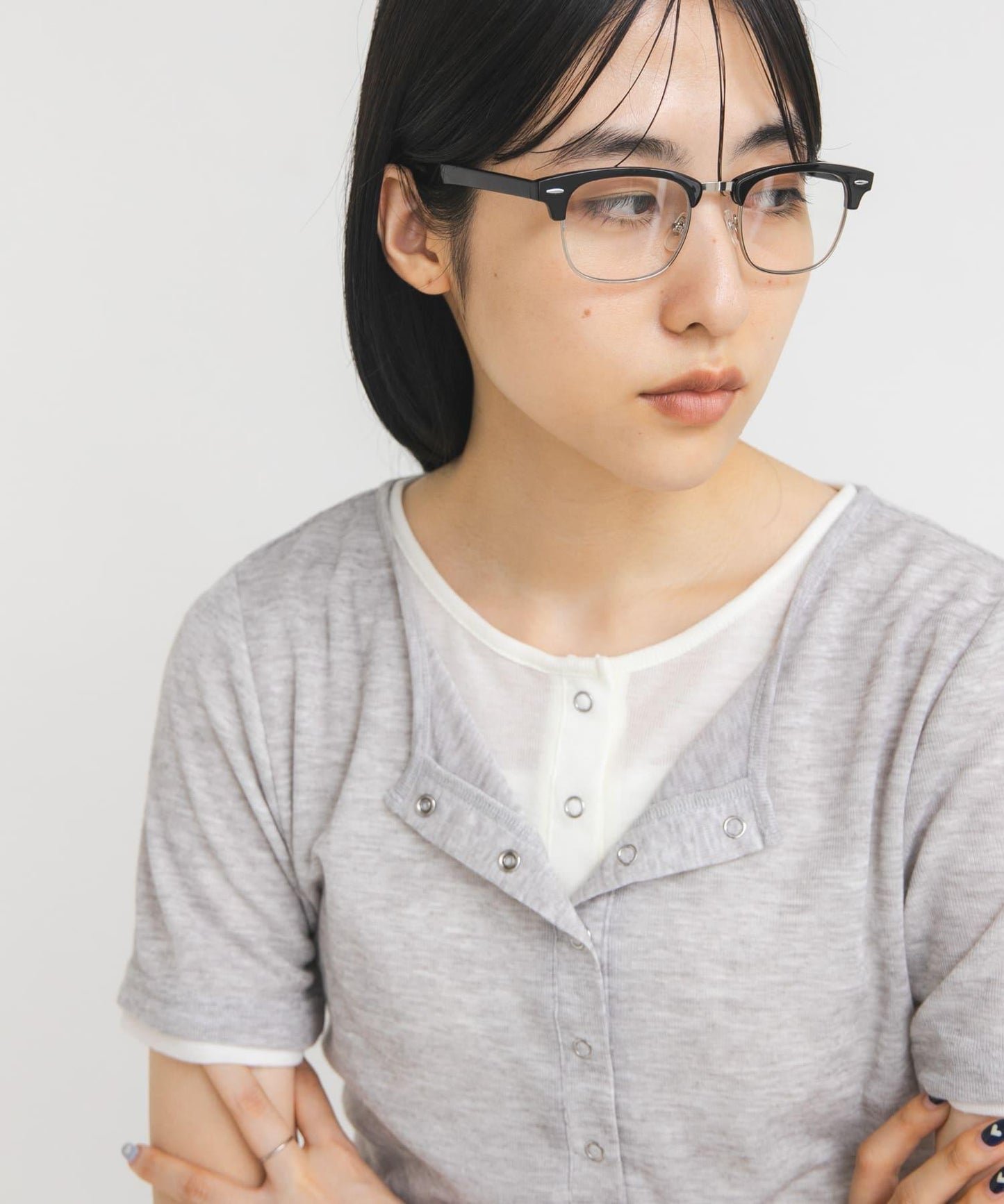 眉框眼鏡
