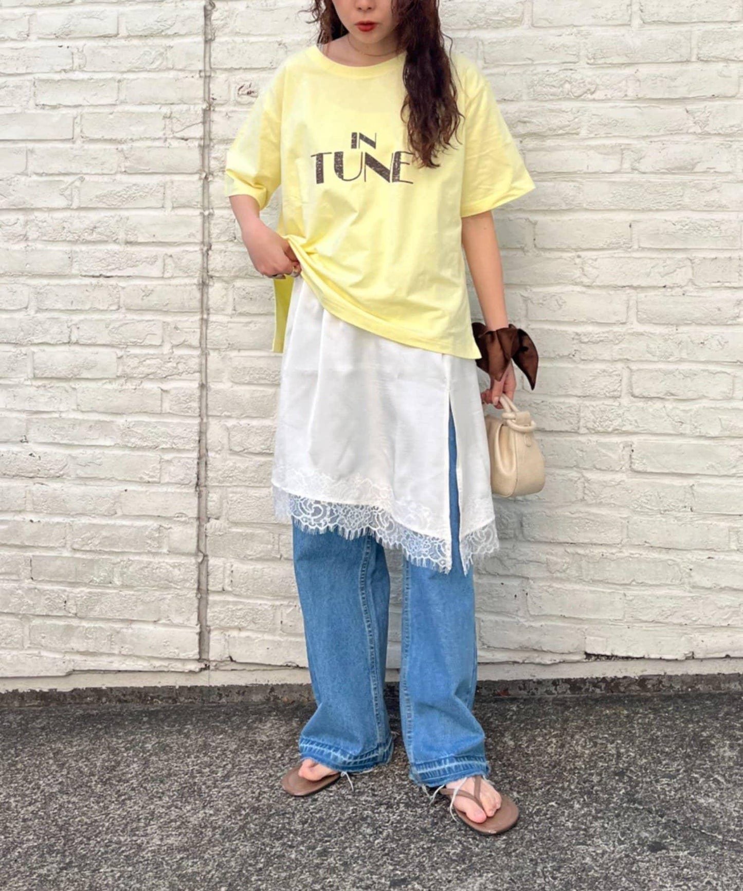 蕾絲拼接不對稱半身裙