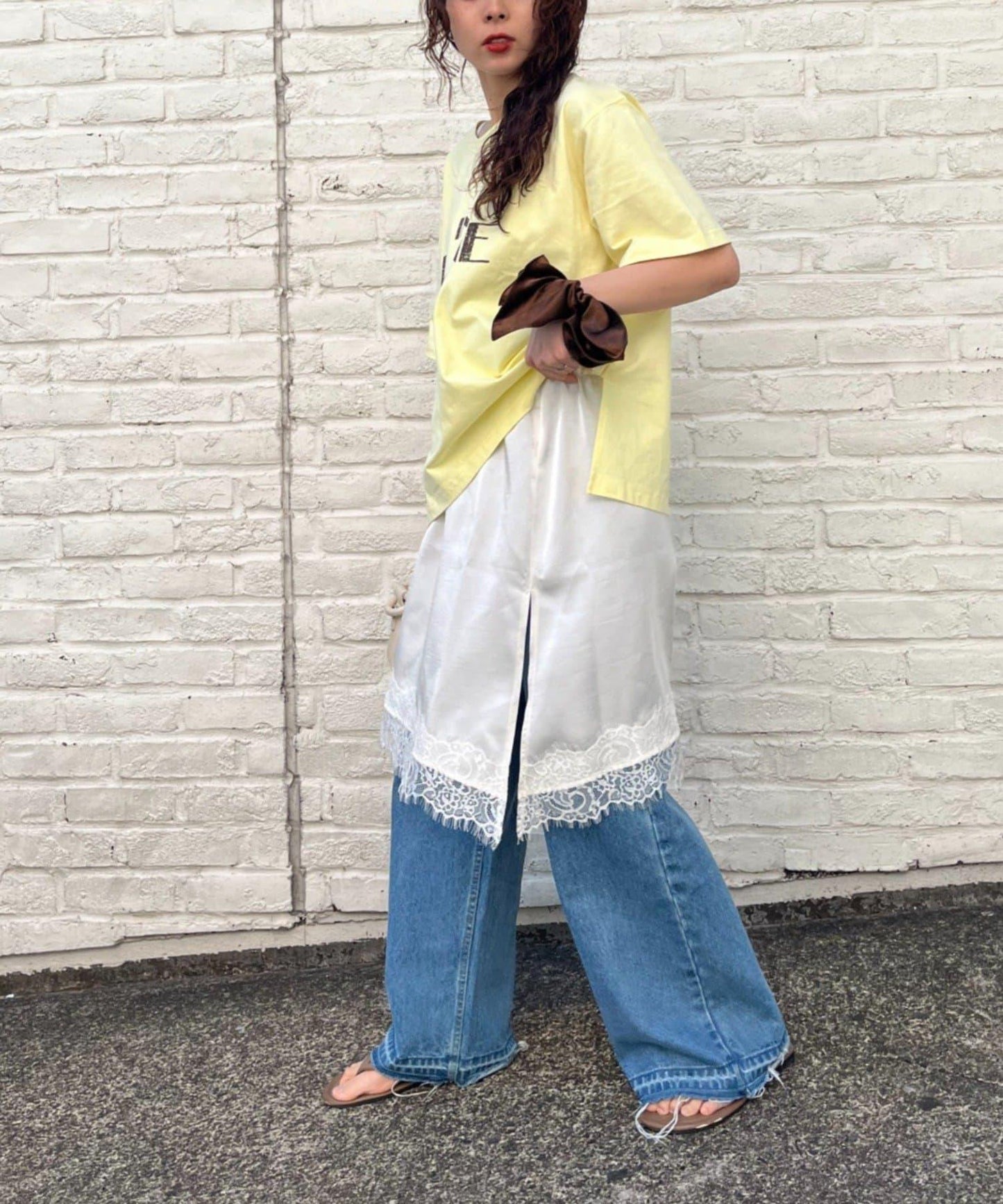 蕾絲拼接不對稱半身裙