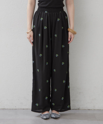花刺繡設計 休閒褲