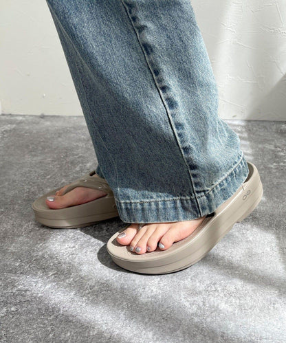 OOFOS OOmega