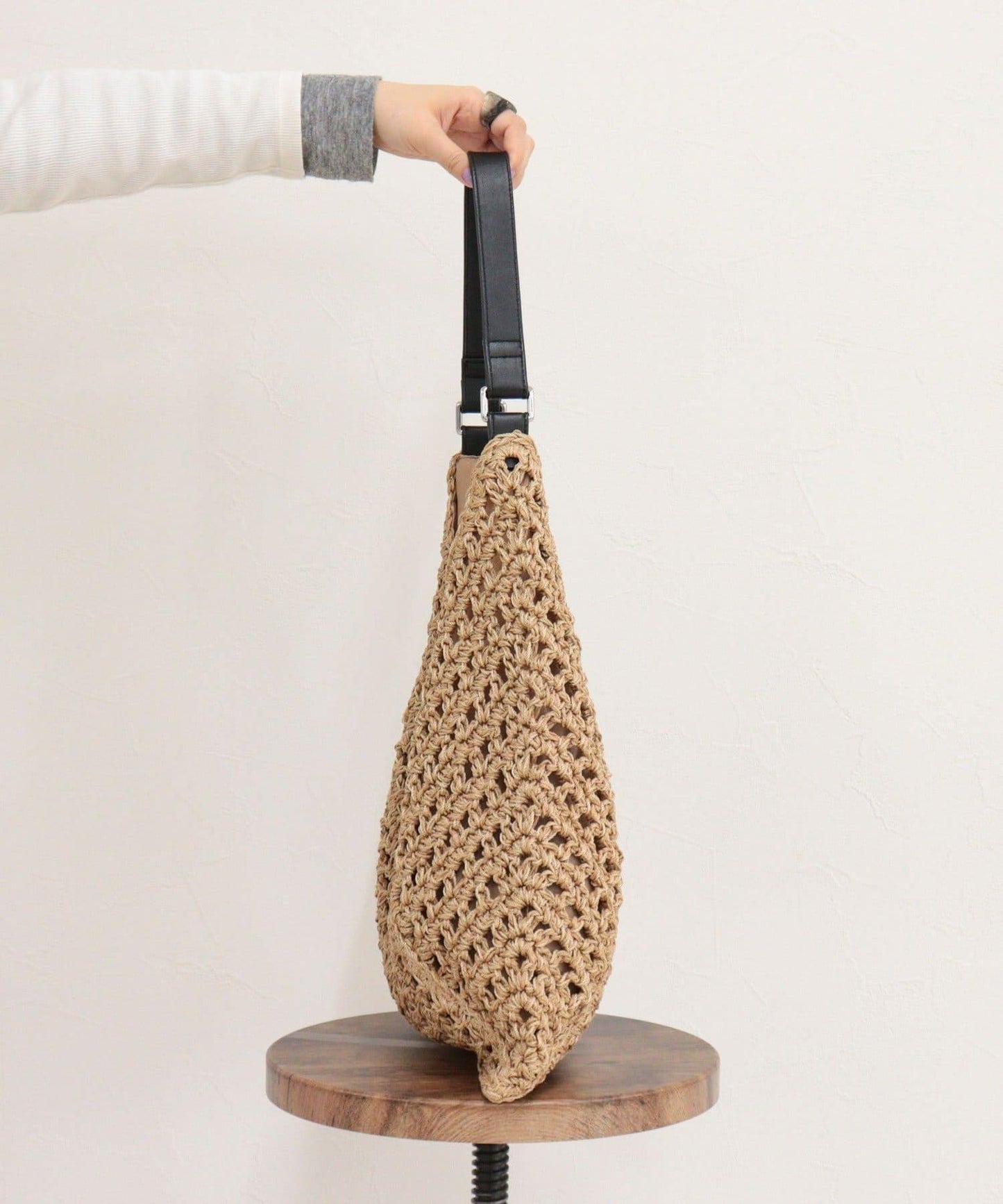混紗紙質三角包