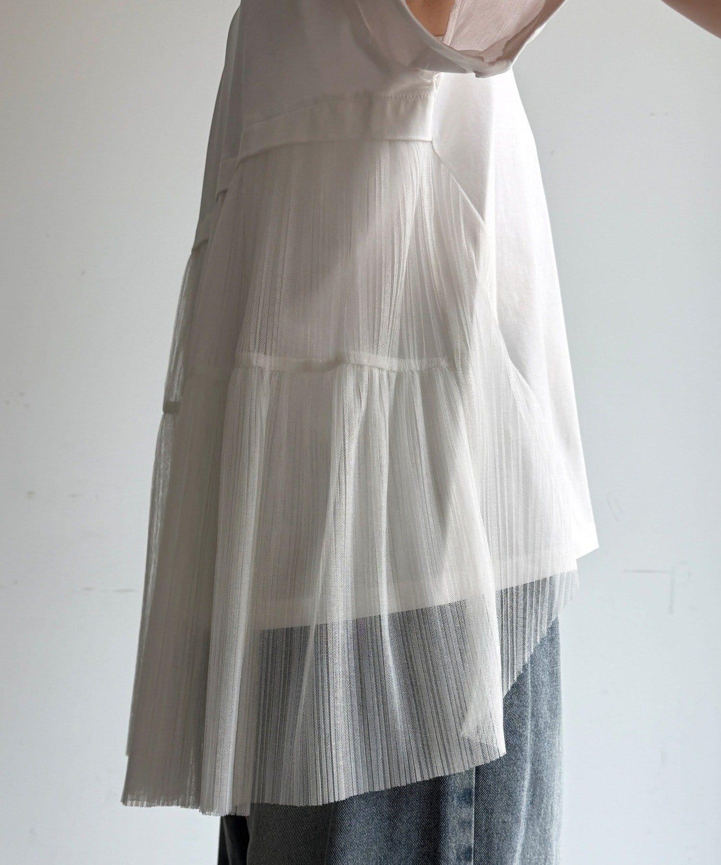 網紗褶皺 TEE