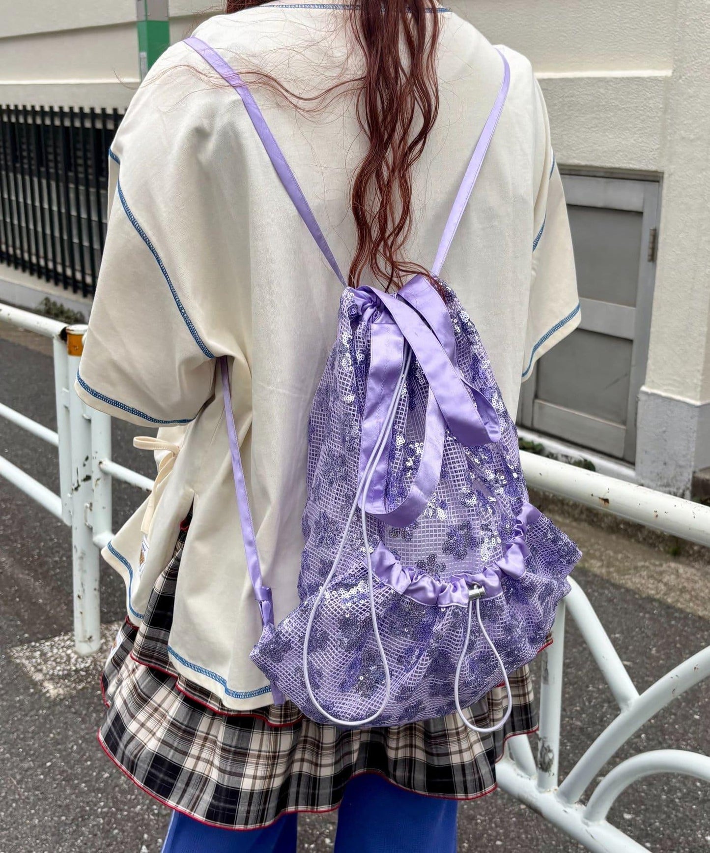 亮片抽繩束口包