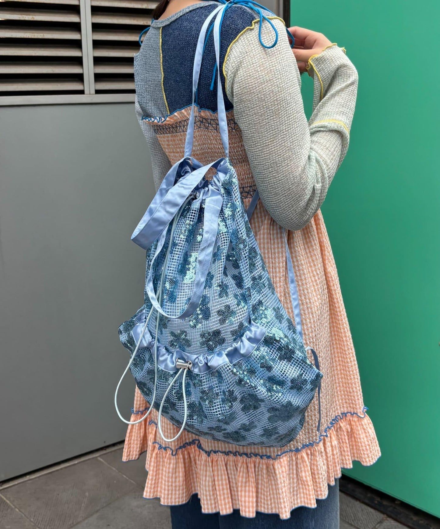 亮片抽繩束口包