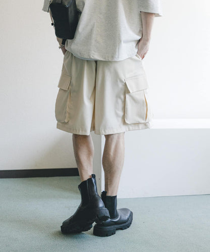 寬鬆工裝短褲