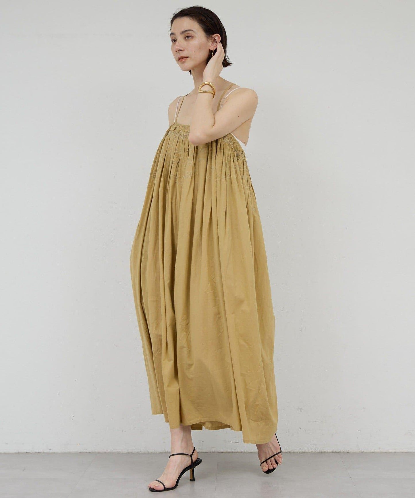Dhritië 刺繡 吊帶連體褲