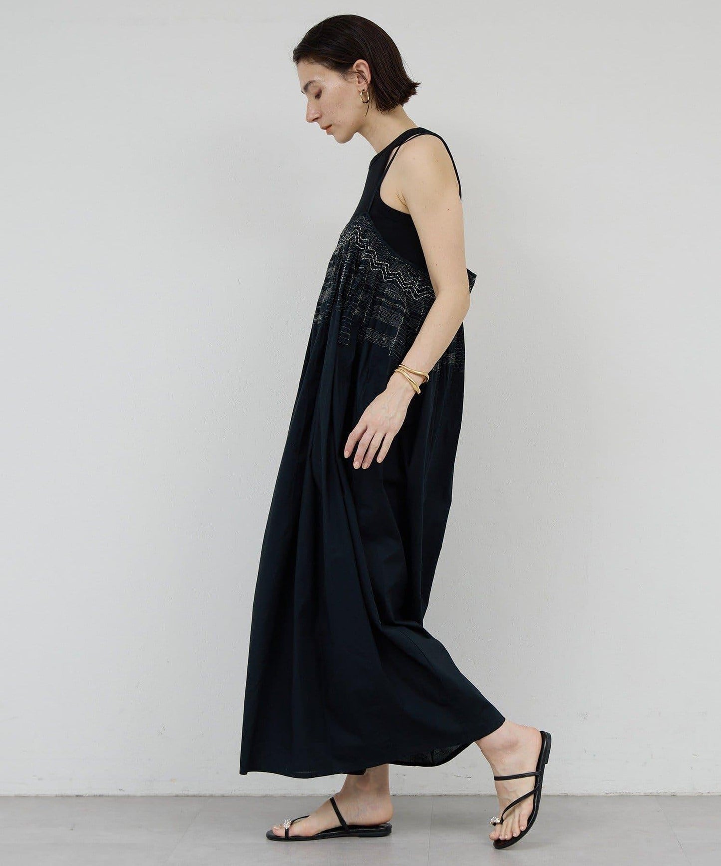Dhritië 刺繡 吊帶連體褲