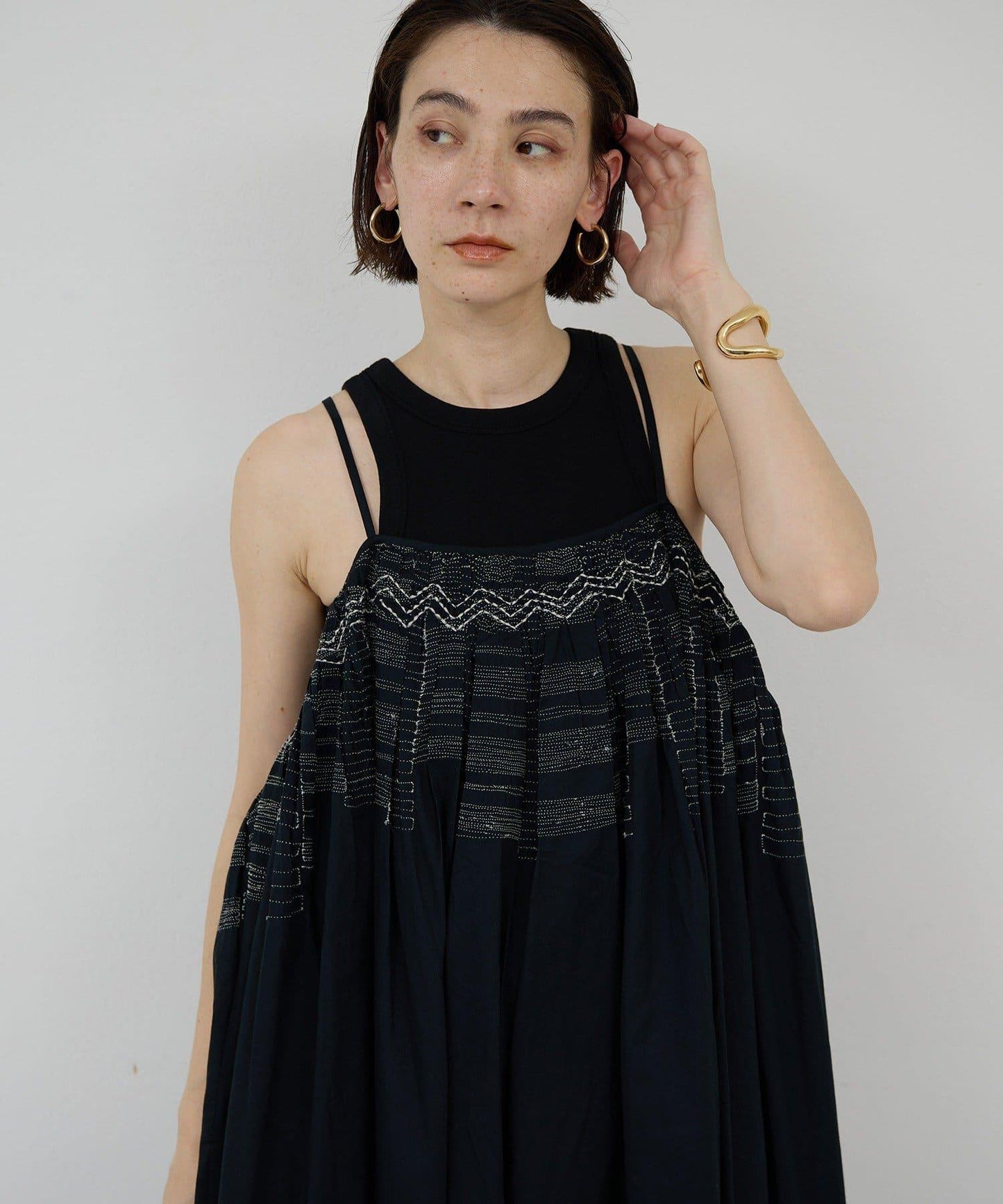 Dhritië 刺繡 吊帶連體褲