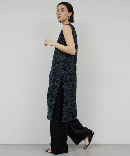 Dhritië 線繩刺繡無袖連衣裙