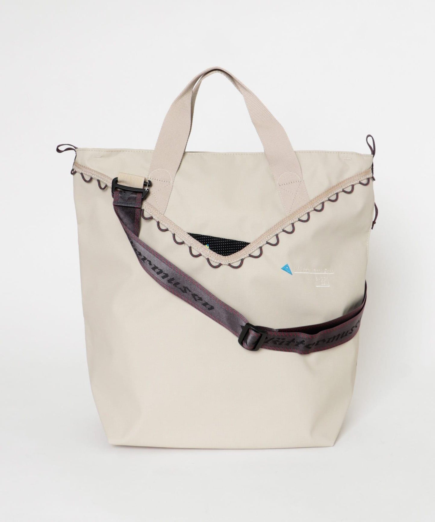 KLATTERMUSEN BAGGI BAG 22L 包