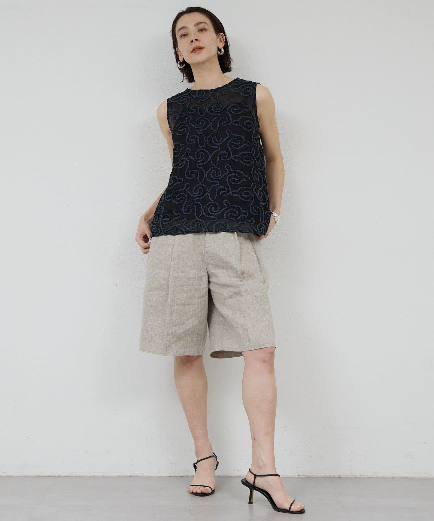 Dhritië 線繩刺繡 吊帶上衣