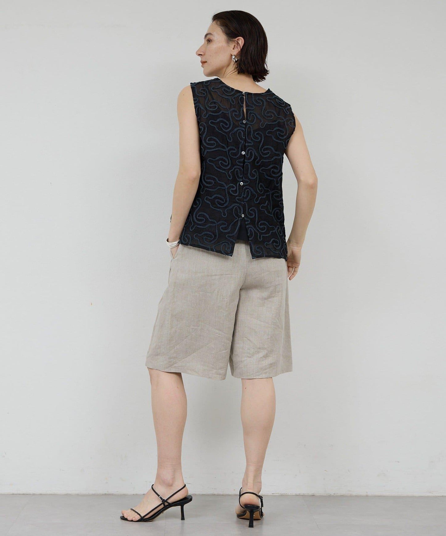 Dhritië 線繩刺繡 吊帶上衣