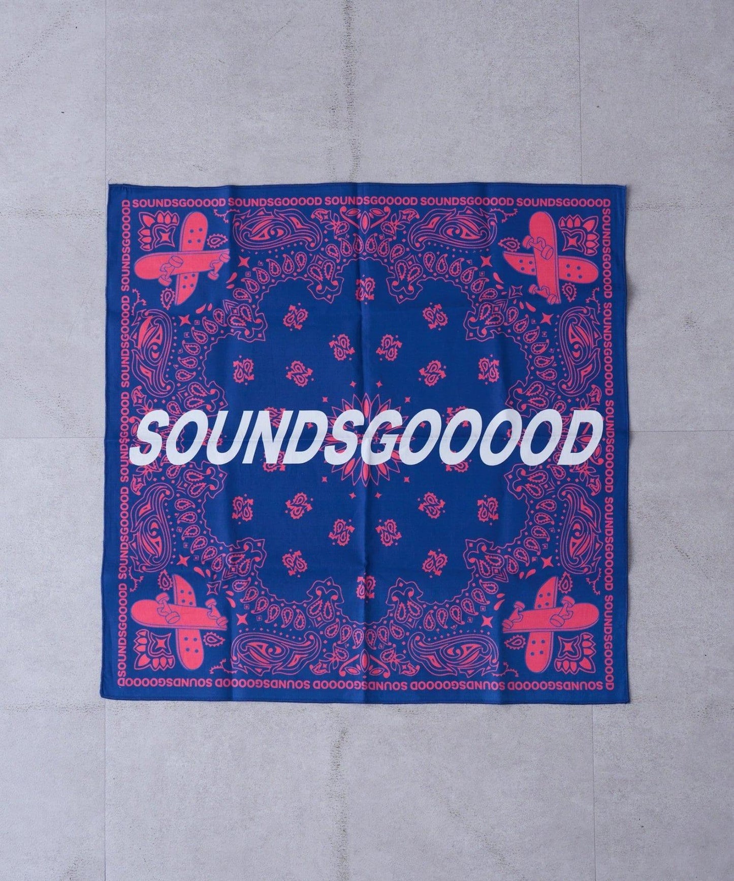 SOUNDS GOOOOD 全印花頭巾