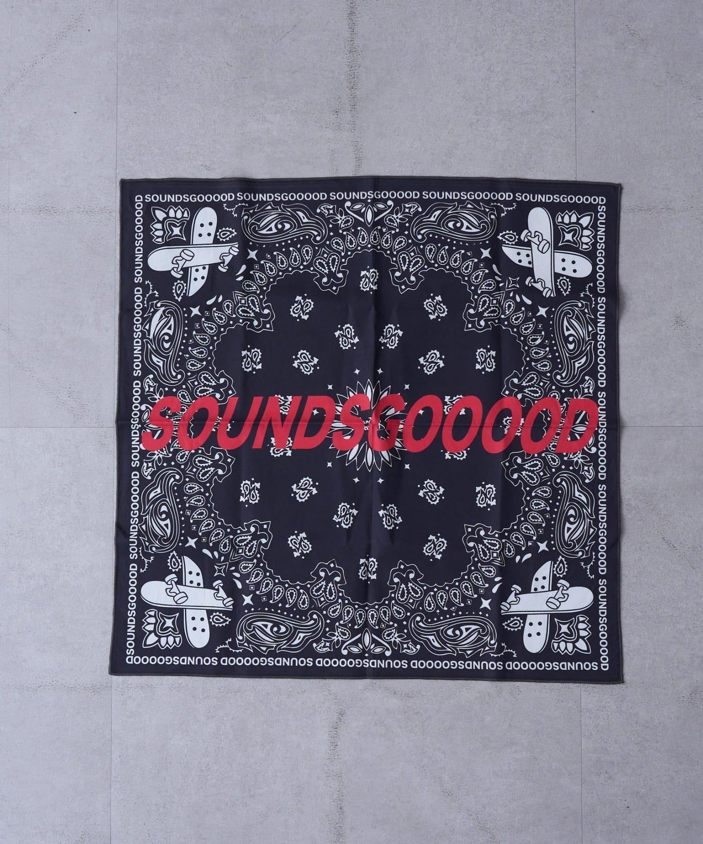 SOUNDS GOOOOD 全印花頭巾