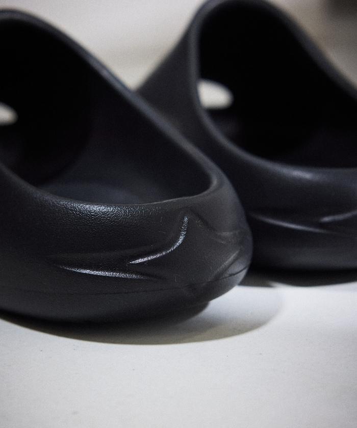 STAR SLIPPERS 拖鞋