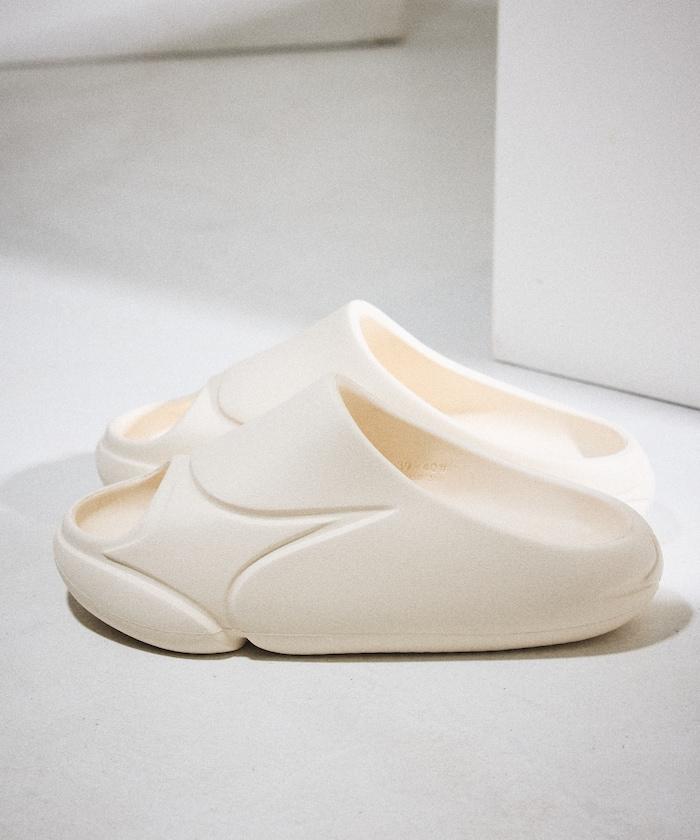 STAR SLIPPERS 拖鞋