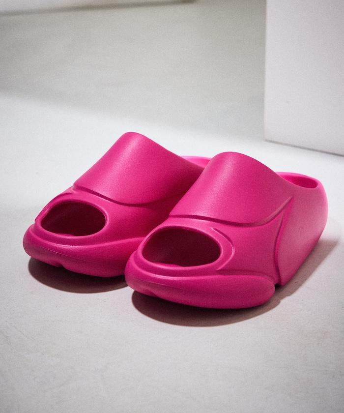 STAR SLIPPERS 拖鞋