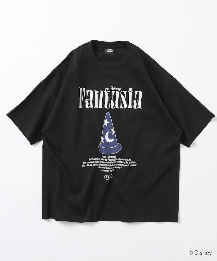 ファンタジア（幻想曲） 寬鬆前幅印花圓領T恤