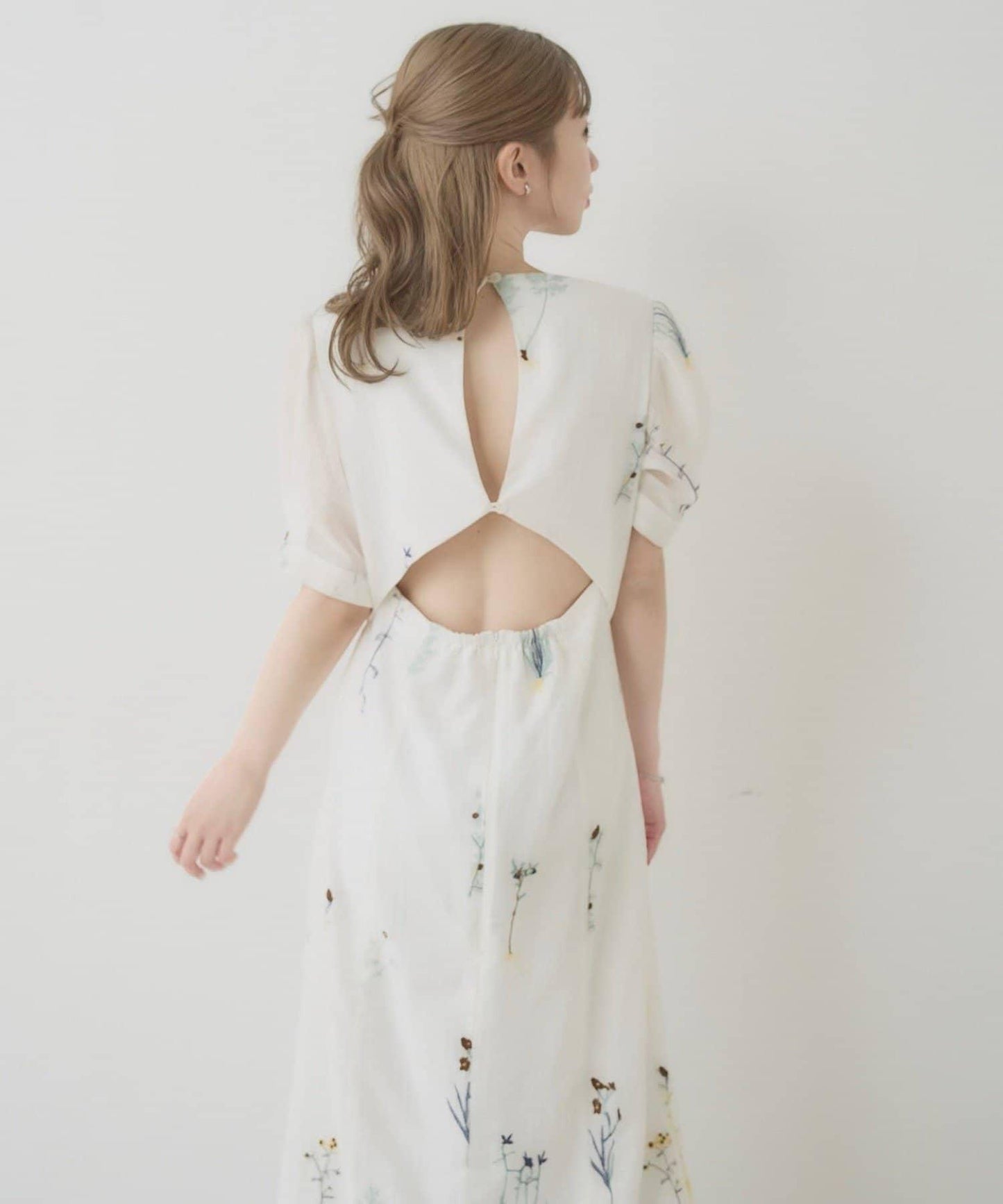 網絡限定 SOLASE BLOOM ONEPIECE 連衣裙